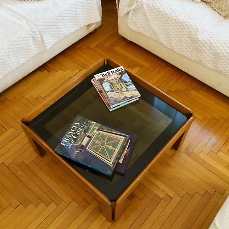 Intrho Vintage Flat 아파트