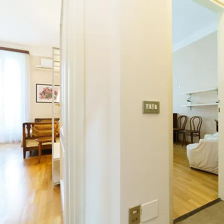 Intrho Vintage Flat *