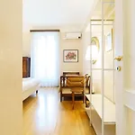 Intrho Vintage Flat شقة ميلان